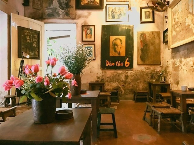 Ngược dòng thời gian tìm về NHỮNG QUÁN CAFE HOÀI CỔ giữa lòng thành phố