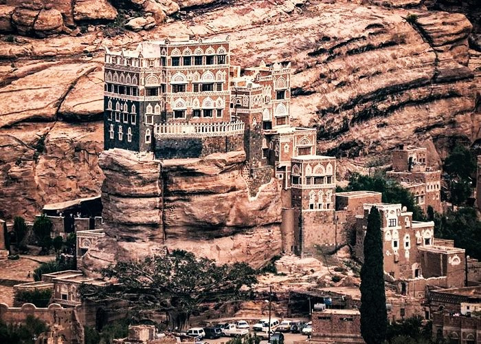 Cung điện đá Dar al-Hajar Yemen: Kiến trúc ngoạn mục tựa như ở một thế giới khác