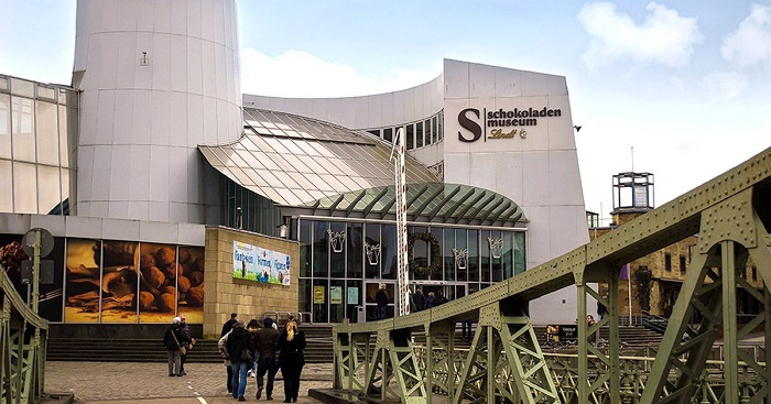 Sống lại tuổi thơ khi du lịch ‘ngôi nhà chocolate’ – bảo tàng chocolate ở Thụy Sĩ lớn nhất thế giới