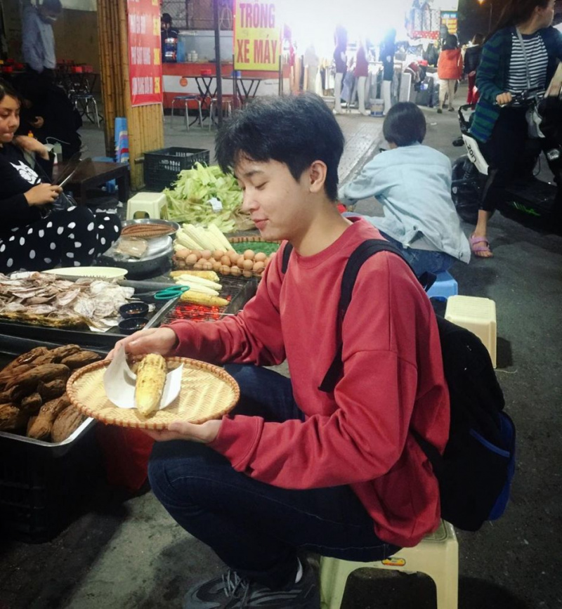Khám phá những khu chợ đêm sinh viên Hà Nội nổi tiếng nhất