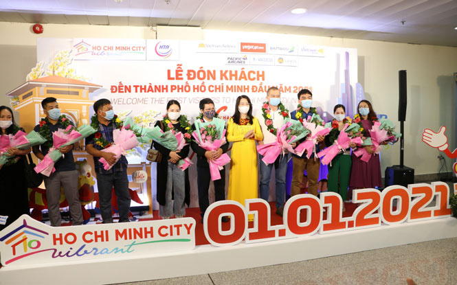 Thành phố Hồ Chí Minh chào đón khách du lịch đầu năm 2021
