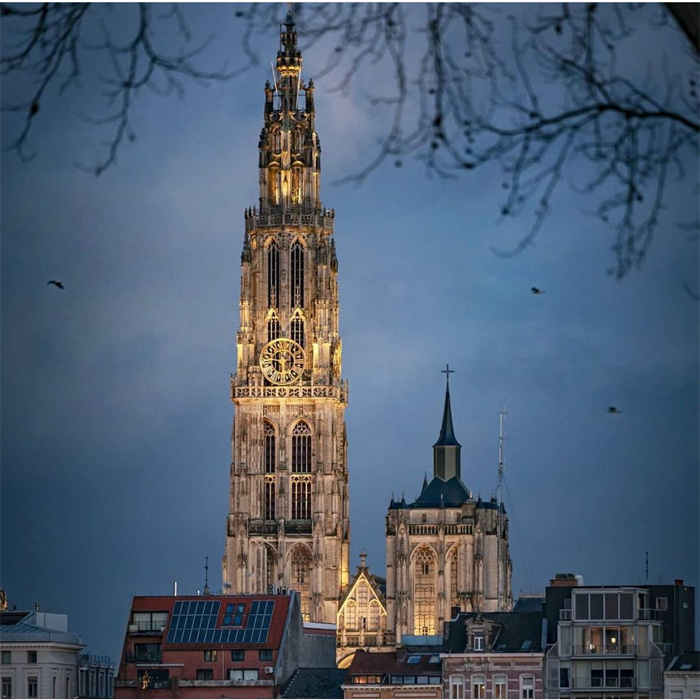 du lịch Bỉ, thành phố Mons, thành phố Antwerp, thành phố nhỏ nhất thế giới, thành phố Durbuy, Du lịch Bỉ