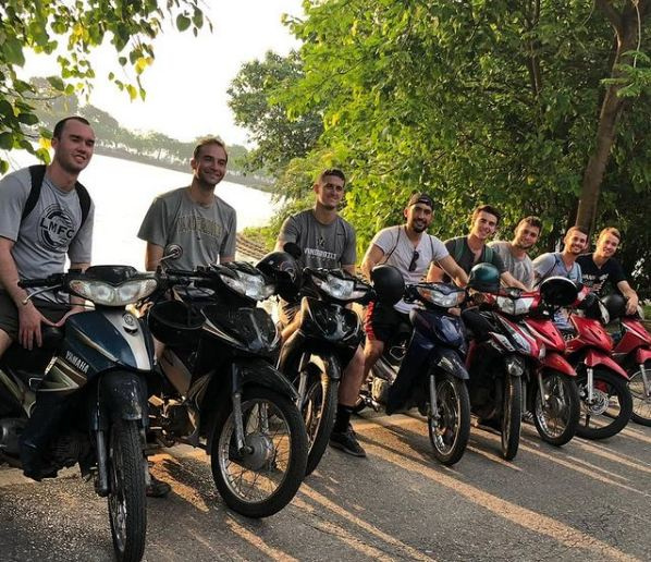 Cập nhật địa chỉ thuê xe máy Hà Nội uy tín, giá từ 100k