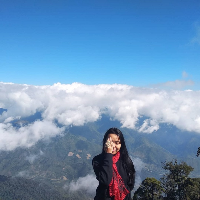 Không cần lên Tây Bắc, ngay tại Nghệ An cũng có đỉnh núi cao 2720 mét, địa chỉ săn mây 'cực xịn'