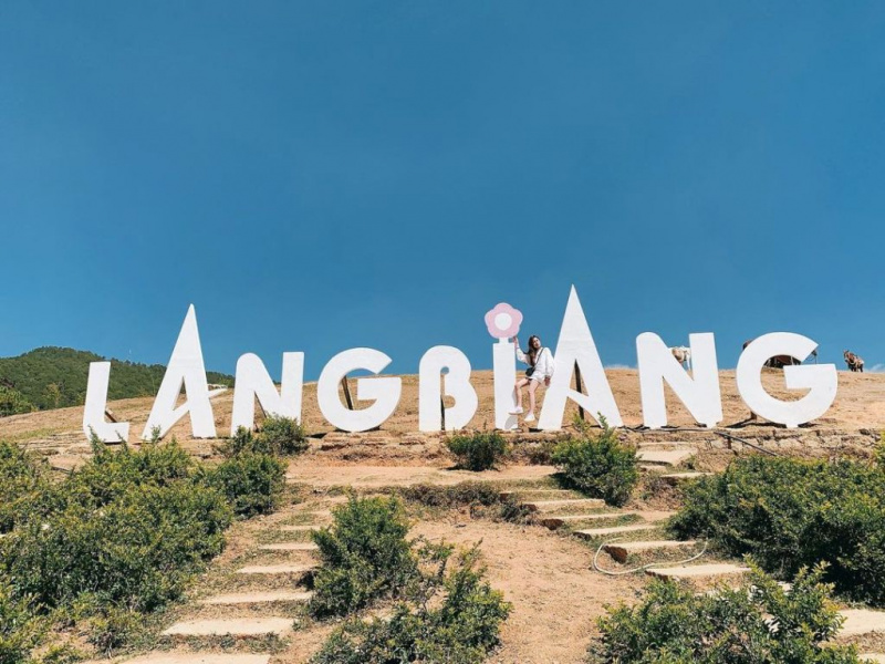 Kinh nghiệm đi núi Langbiang Đà Lạt: ở đâu, ăn gì, có gì đẹp?
