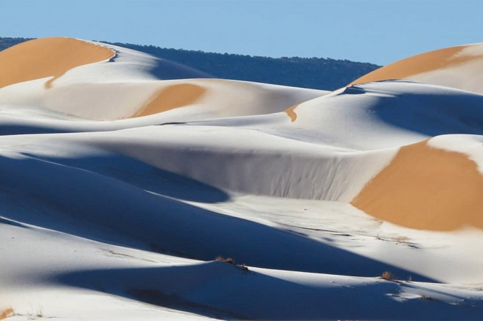 Sa mạc Sahara, du lịch châu Phi, sa mạc Sahara có tuyết