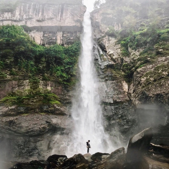 Về Yên Bái check in thác Háng Tề Chơ, nghe 'khúc hòa tấu' của thác nước kỳ vĩ giữa núi rừng Tây Bắc