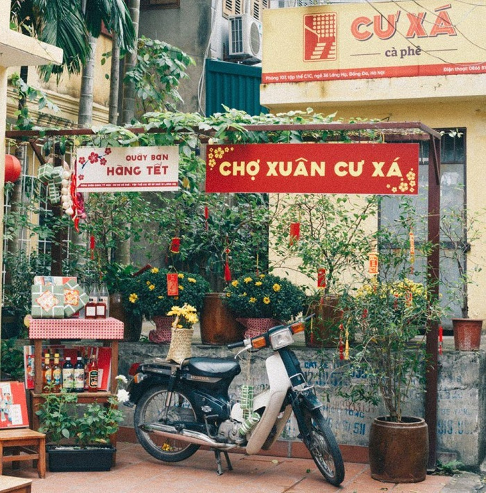 quán cafe tone vàng ở Hà Nội, Ban Công Cafe ở Hà Nội, Tầng Trệt Cosmo, Cư Xá Cafe, du lịch Hà Nội