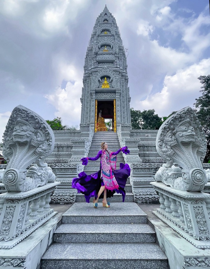 Không cần sang Thái nữa, đến chùa Som Rong Sóc Trăng là có ngay bộ ảnh đẹp như tiên nữ 