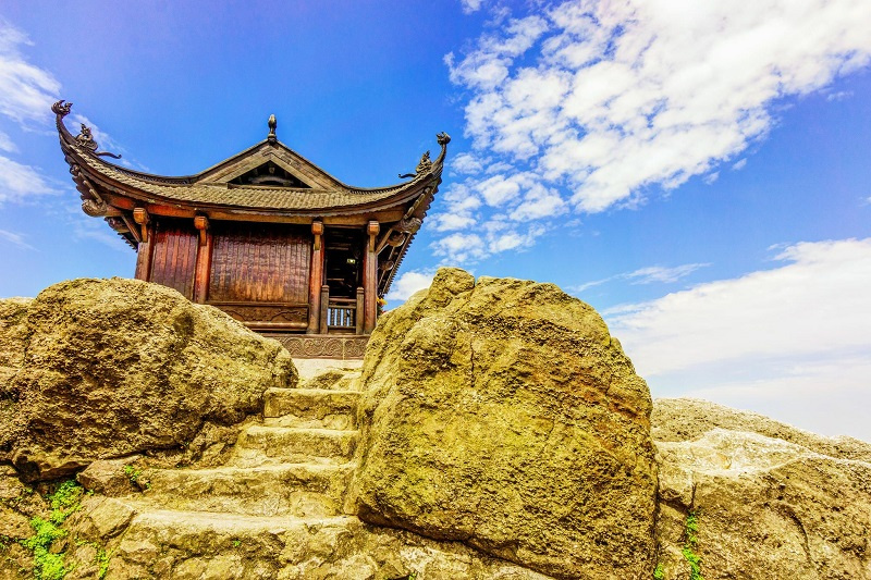 Cẩm nang du lịch Yên Tử - Ngọn núi Phật Tổ