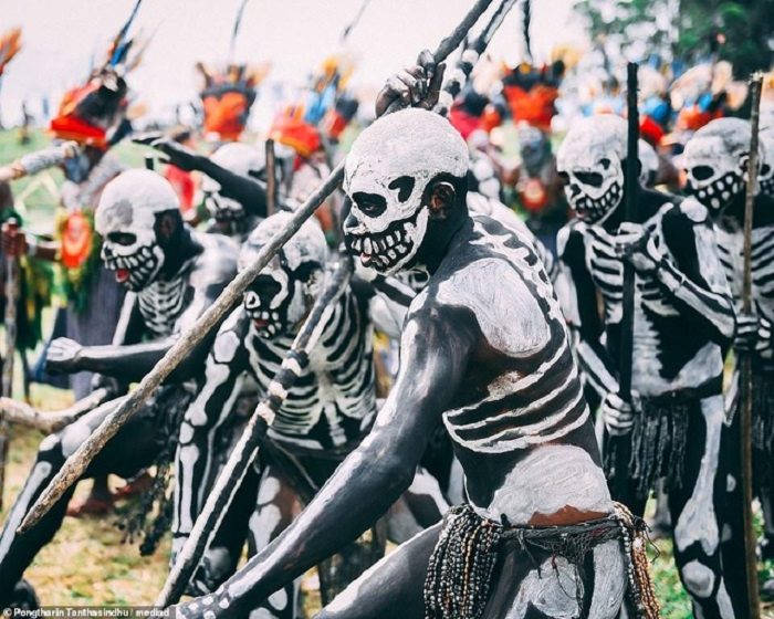 nền văn hóa Papua New Guinea, chuyện lạ bốn phương, Bộ tộc Chimbu