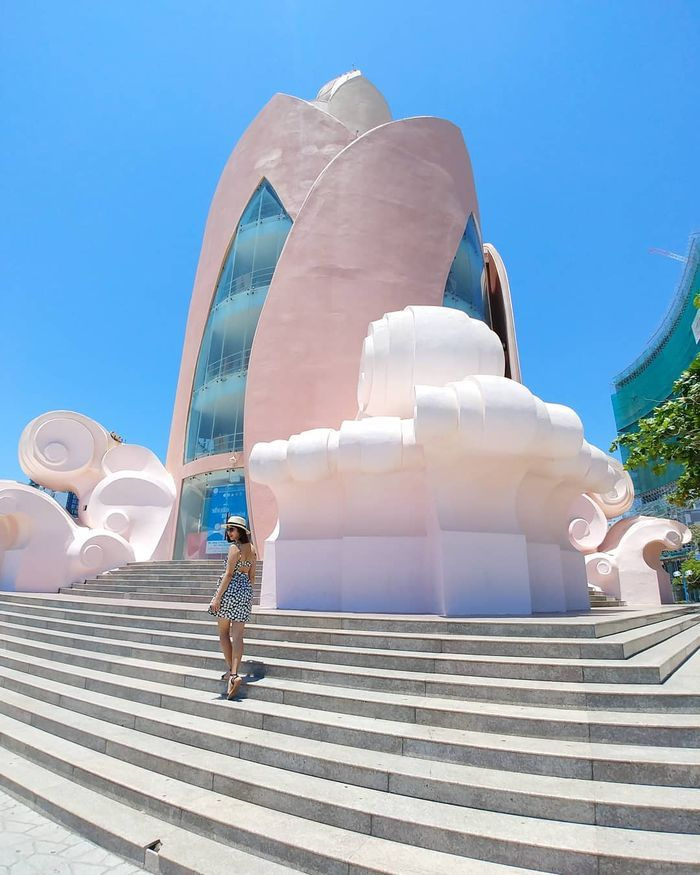 Đừng đến Nha Trang chỉ để tắm biển, hãy khám phá 9 điểm đến siêu hút khách này