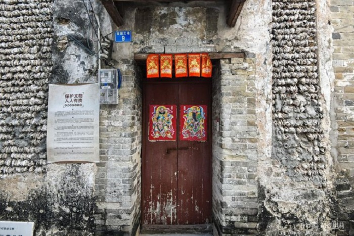 chuyện lạ bốn phương, du lịch Trung Quốc, nhà làm từ vỏ hàu