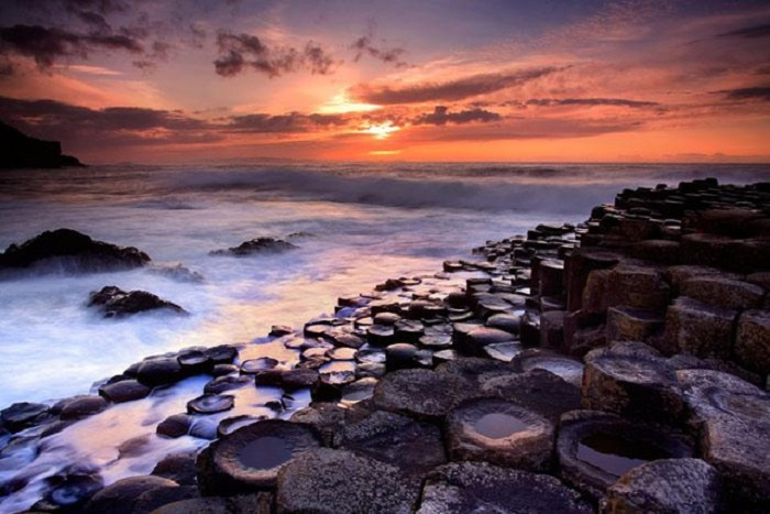 chuyện lạ bốn phương, Du lịch Ireland, Giant#39;s Causeway