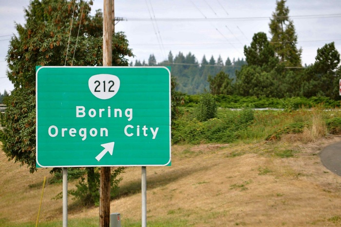 Chuyện thật như đùa: 7 thị trấn có tên hài hước nhất nước Mỹ