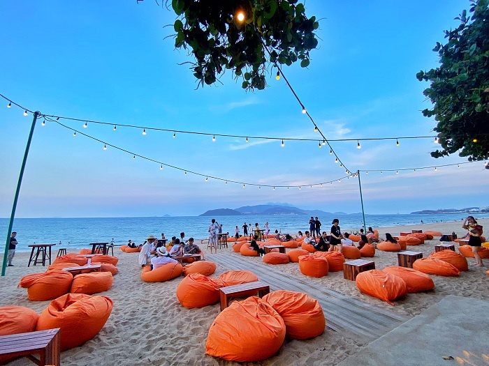Du lịch Nha Trang, kinh nghiệm đi Nha Trang, điểm đến ở Nha Trang, Z Beach Nha Trang, quán cà phê trên biển, Z Beach Nha Trang