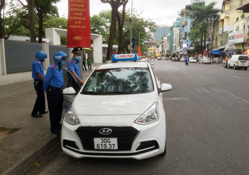 Xử phạt tài xế ''chặt chém'' du khách nhờ ứng dụng ''Du lịch Việt Nam an toàn''