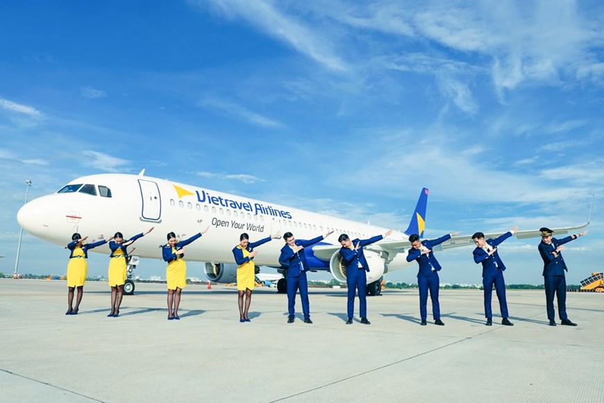 Vietravel Airlines announces uniforms, IATA symbol, Vietravel Airlines announces uniforms, Vietravel Airlines, Vietnam News, VietnamPlus, Vietnam