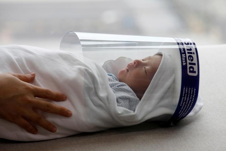 Vietnamese newborn photo makes it to Reuters’ honors list of the year