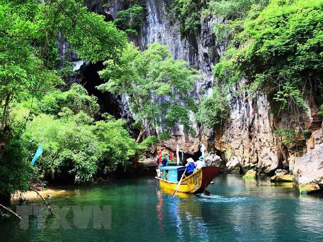 Quang Binh promotes tourism on digital platforms to attract visitors