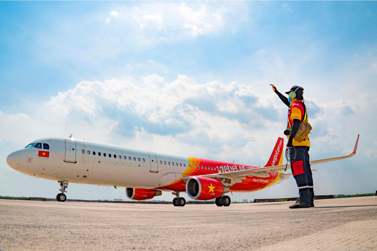 Vietjet listed among World’s Top 10 Safest & Best Low-cost Airlines