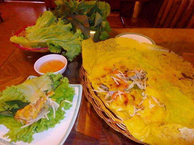 Top 10 quán bánh xèo chay ngon giá bình dân nổi tiếng ở Sài Gòn – TPHCM 