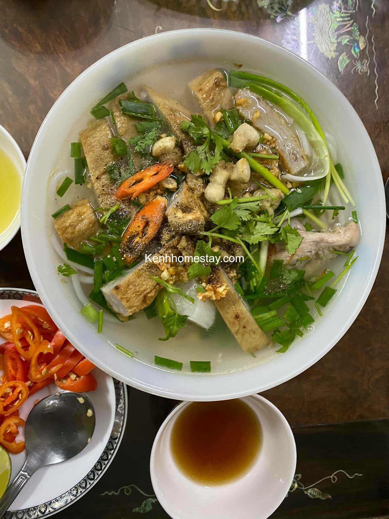 Top 10 Quán bánh canh chả cá Phan Thiết ngon – bổ – rẻ đáng để thử 