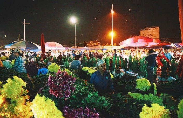 Top 7 địa điểm bán hoa loa kèn đẹp nhất Hà Nội