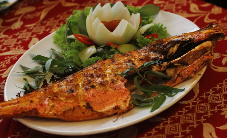                           Đi du lịch Nha Trang, đừng bỏ qua món cá bò da nướng                      