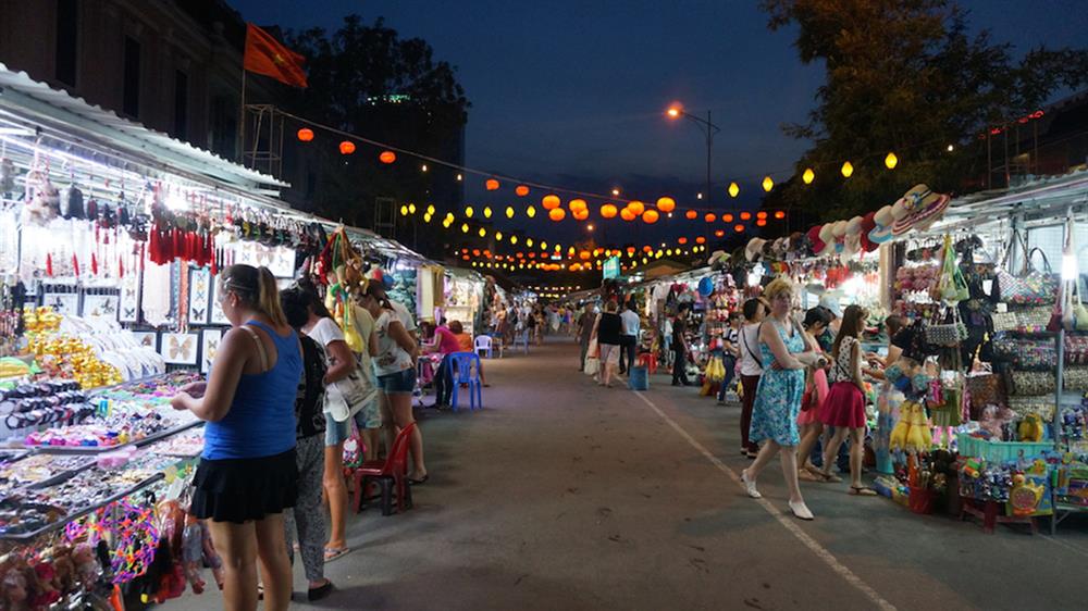 Chợ đêm Nha Trang – nét duyên ngầm khó cưỡng