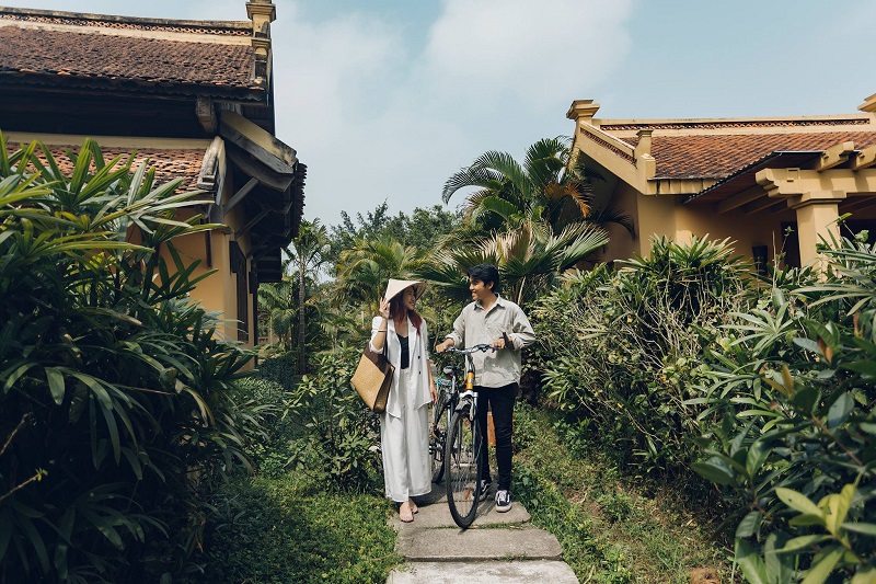 Travel Vietnam, Travel to northern Vietnam, Ninh Binh, Phong Nha, hoi an, Traveler Review Awards 2021. Top three most welcoming cities in Vietnam