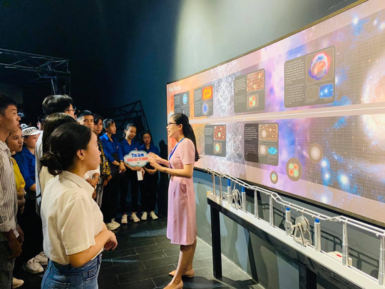 First science tour launched in Vietnam