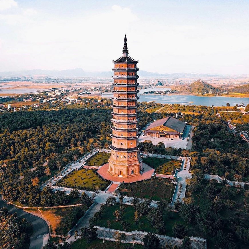 Ninh Binh, natural landscape, pagoda, Vietnam, Vietnamplus