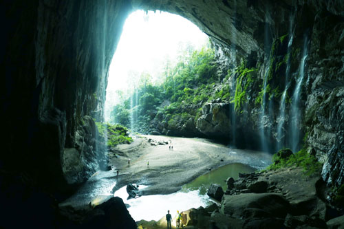 Phong Nha-Kẻ Bàng on list of world's 25 best national parks