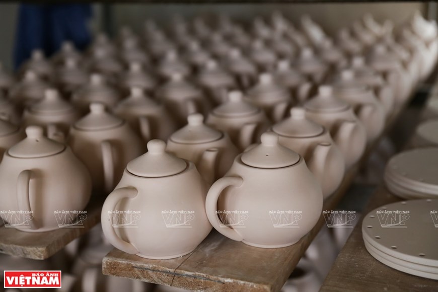 Bat Trang Pottery Village, Vietnam, Vientamplus