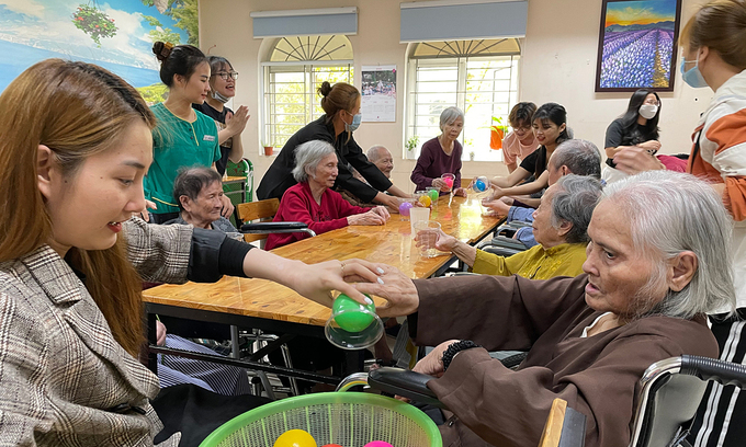 Old at heart Vietnamese youth plan early retirement in nursing homes
