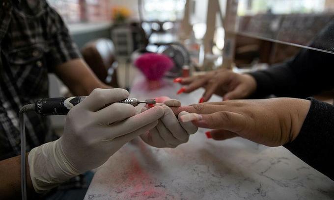 Vietnamese salon workers in US devastated by pandemic, hate attacks