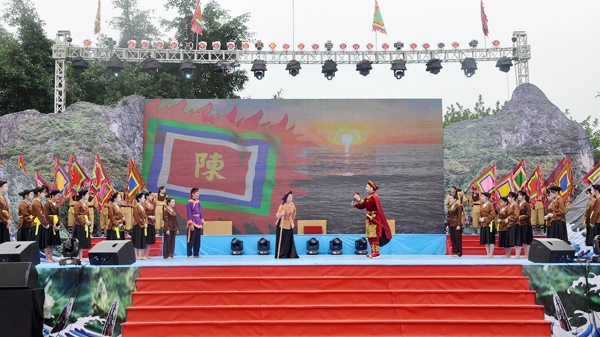 Bach Dang Festival marks historic battles of Vietnamese history