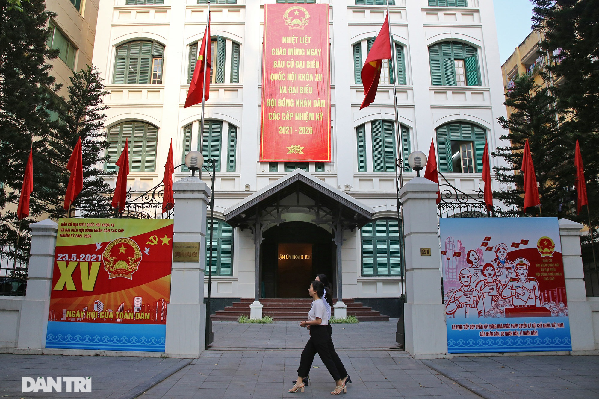 Hanoi’s streets decorated ahead of election day