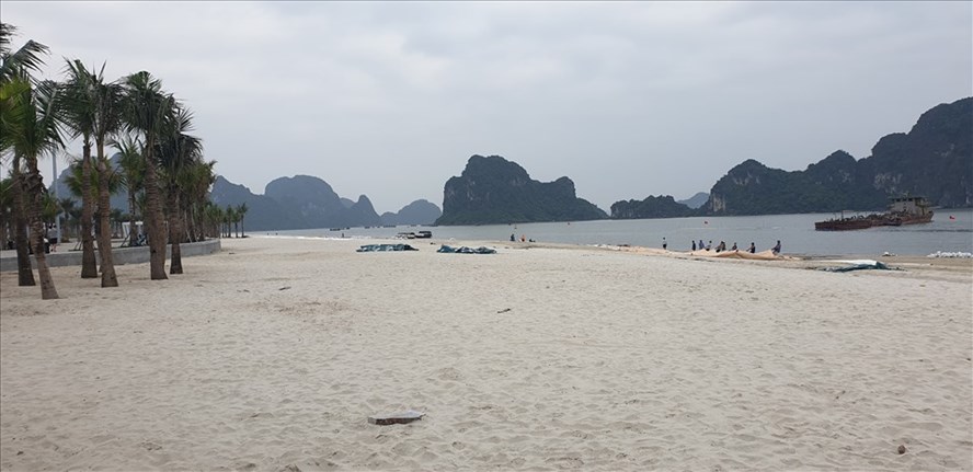 Ha Long beach to open soon