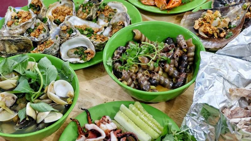 Top 10 quán hải sản bình dân ngon nhất Nha Trang