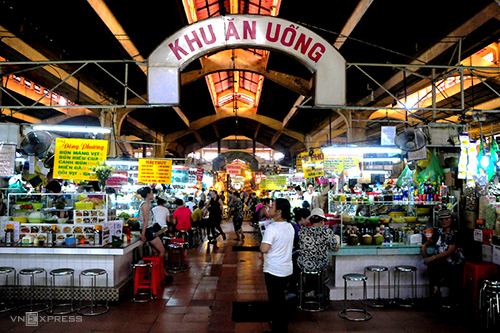 quán bánh bèo hơn 20 năm đông khách ở chợ bến thành