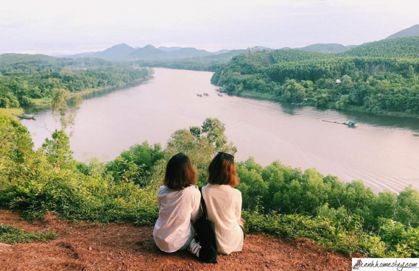 Đồi Vọng Cảnh – Địa điểm tuyệt đẹp thu trọn hoàng hôn xứ Huế