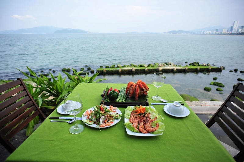 top 40 quán ăn ngon nhà hàng nha trang view biển đẹp nổi tiếng nhất