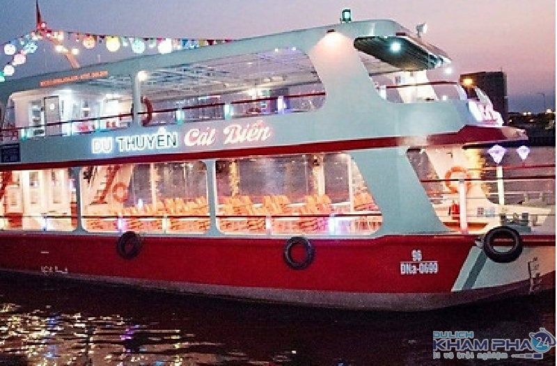 Du thuyền Cát Biển Đà Nẵng – Lịch trình, giá vé mới nhất 2021