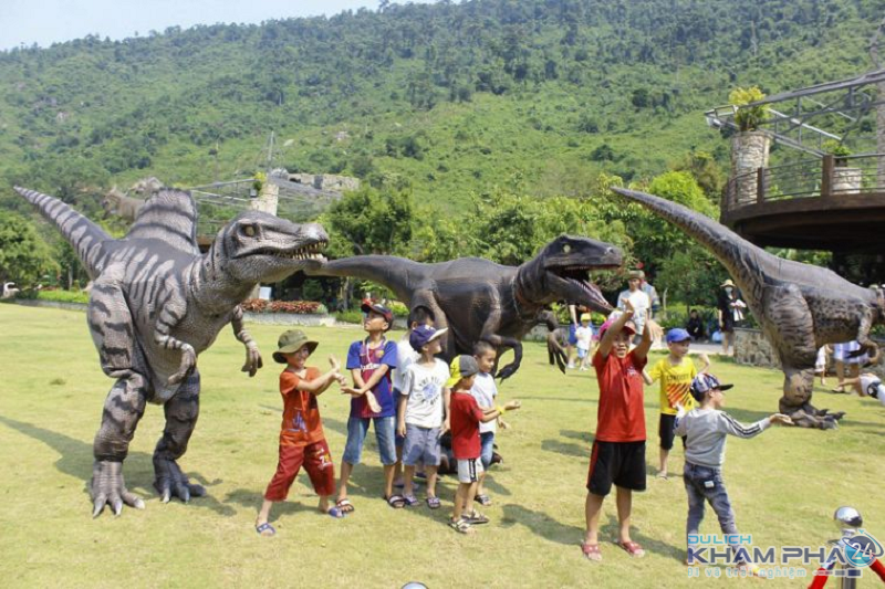 Khám phá Công viên Khủng Long Núi Thần Tài đầu tiên tại Việt Nam