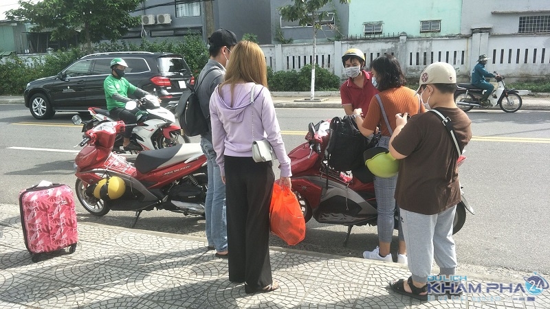 Top 10 địa điểm Thuê xe máy giao tại GA TÀU Đà Nẵng giá rẻ uy tín