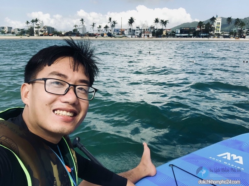 Trải nghiệm chèo thuyền sup Đà Nẵng lướt sóng biển – lặn ngắm san hô, chèo thuyền sup