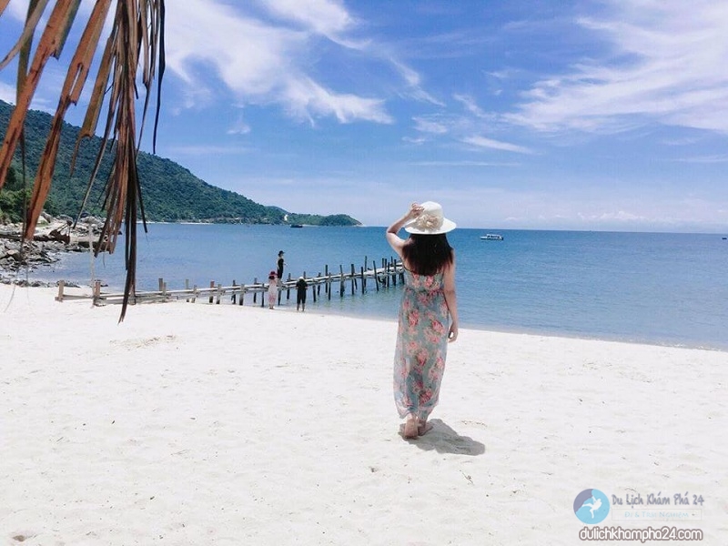 HỎI ĐÁP : Nên đi du lịch Cù Lao Chàm hay Đảo Lý Sơn?