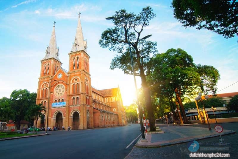 25+ địa điểm du lịch Sài Gòn nổi tiếng hấp dẫn, vui chơi cả ngày